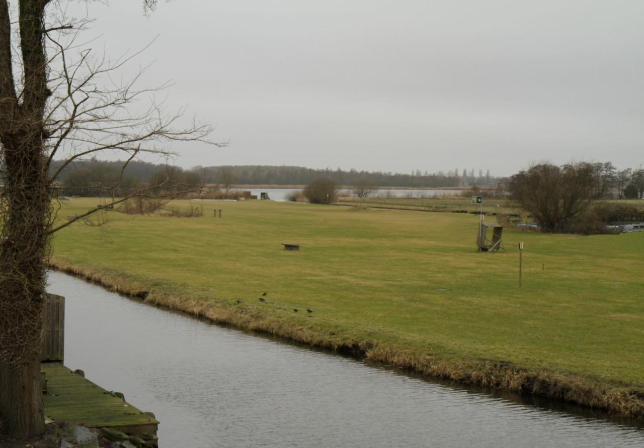 De Vooroever Onderdijk Esterno foto